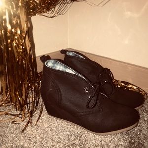 Mad Love Black Wedge Heels
